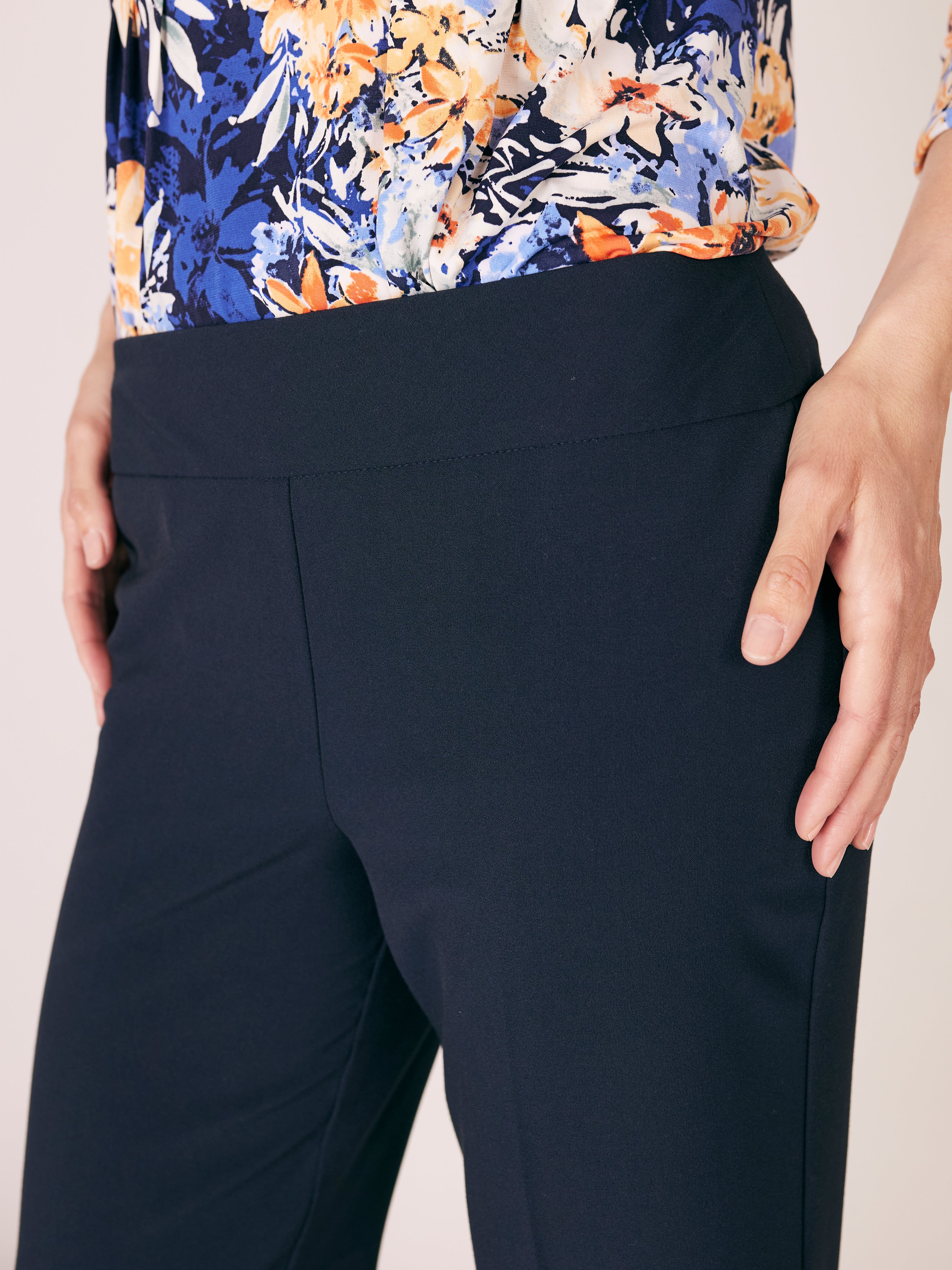 Roz & Ali™ Secret Agent Tummy Control Classic Pants - Short Length