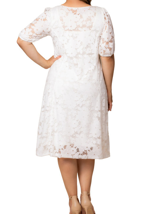 Kiyonna Plus Size Emma Lace Shift Dress