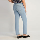 Westport Signature Straight Leg in Light Wash