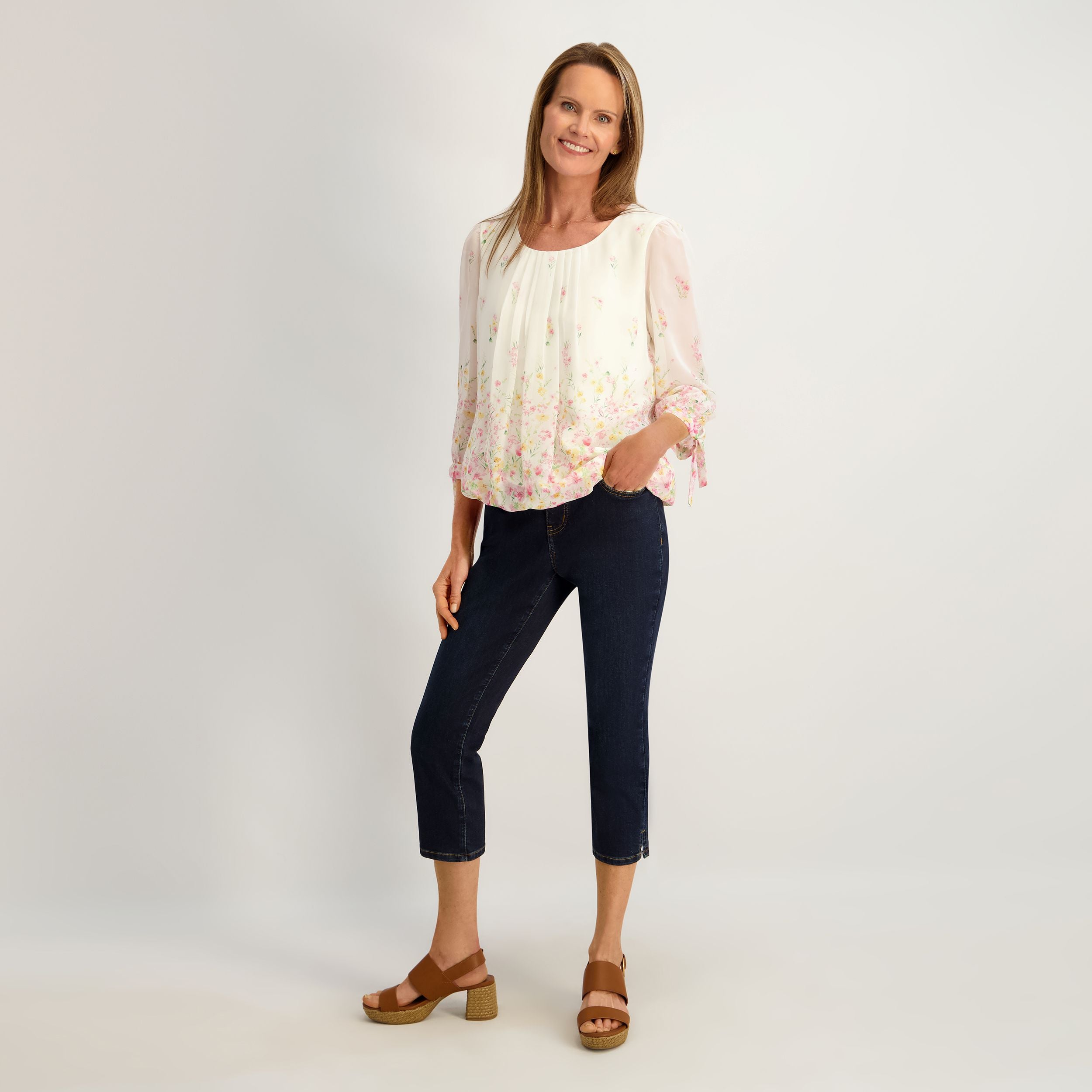 Westport Signature Side Slit Capri in Rinse – Dressbarn