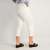Westport Signature Fray Hem Capri in White - Plus