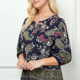 3/4 Elastic Sleeve Cutout Trim Front Neck Border Print Blouse in Navy - Plus