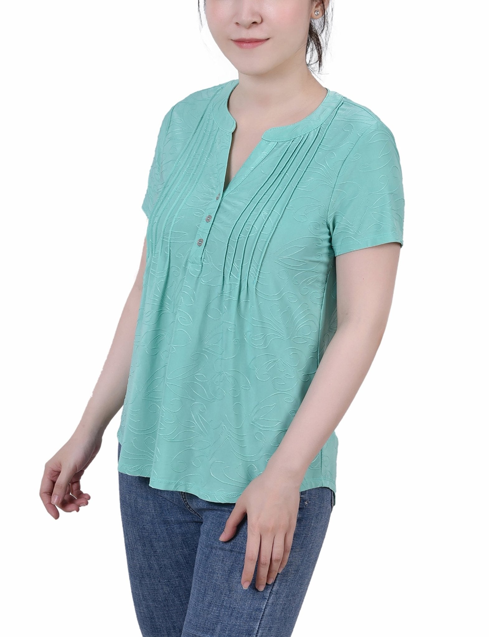 Bermuda Short Sleeve Y Neck Jacquard Knit Top - Petite - DressbarnBlouses