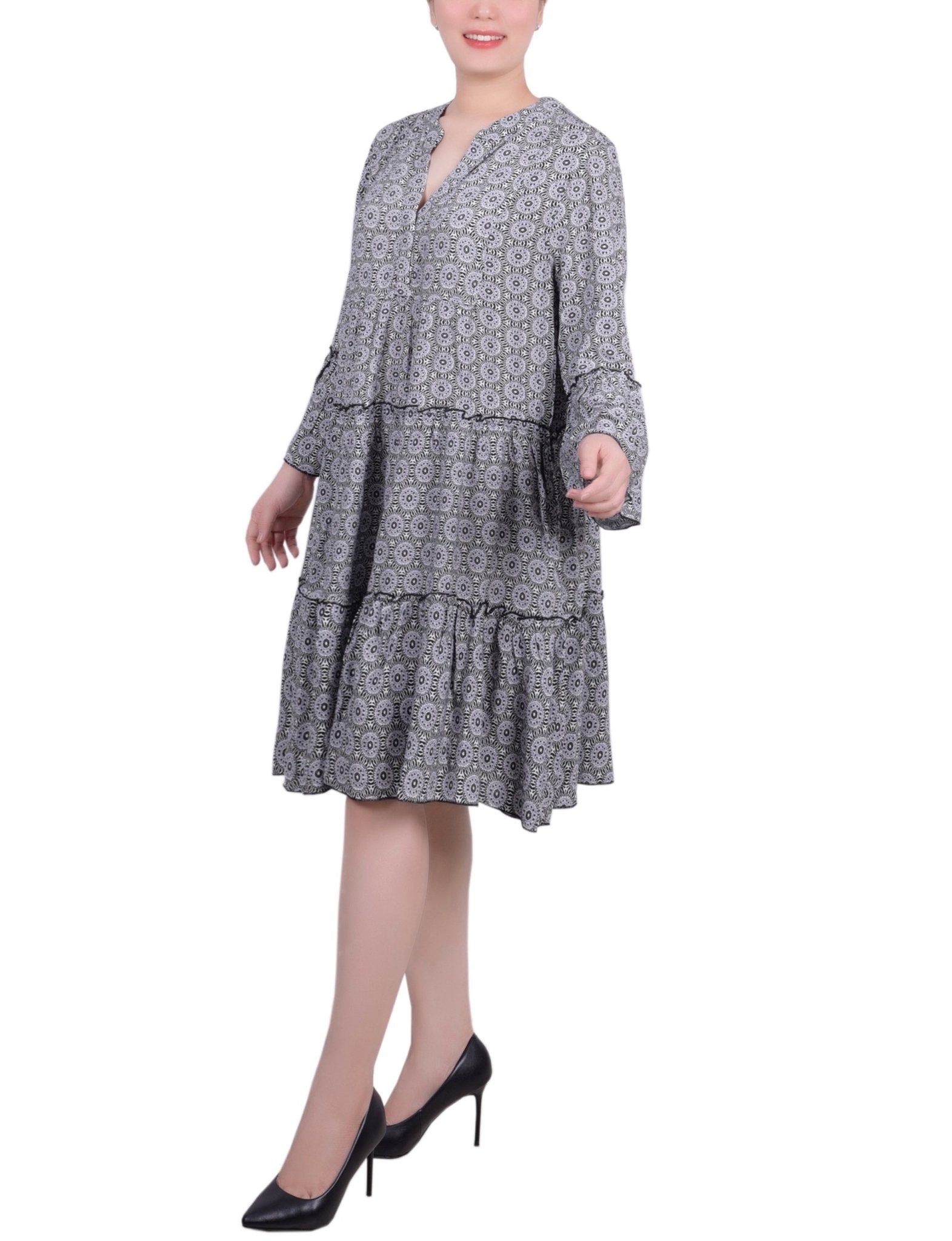 Black White Geo 3/4 Sleeve Tiered Dress - Petite - DressbarnKnee Length & Midi Dresses