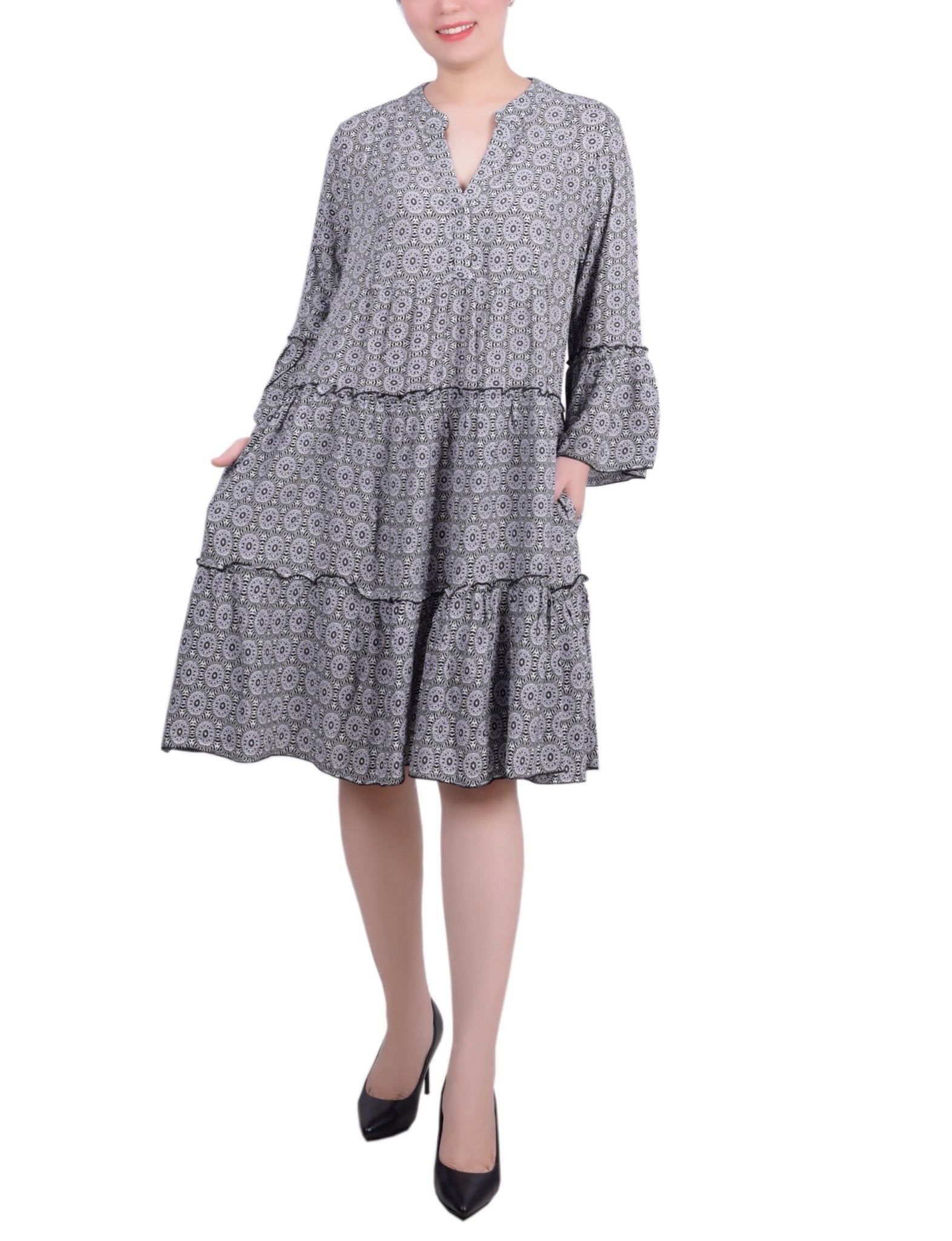 Black White Geo 3/4 Sleeve Tiered Dress - Petite - DressbarnKnee Length & Midi Dresses
