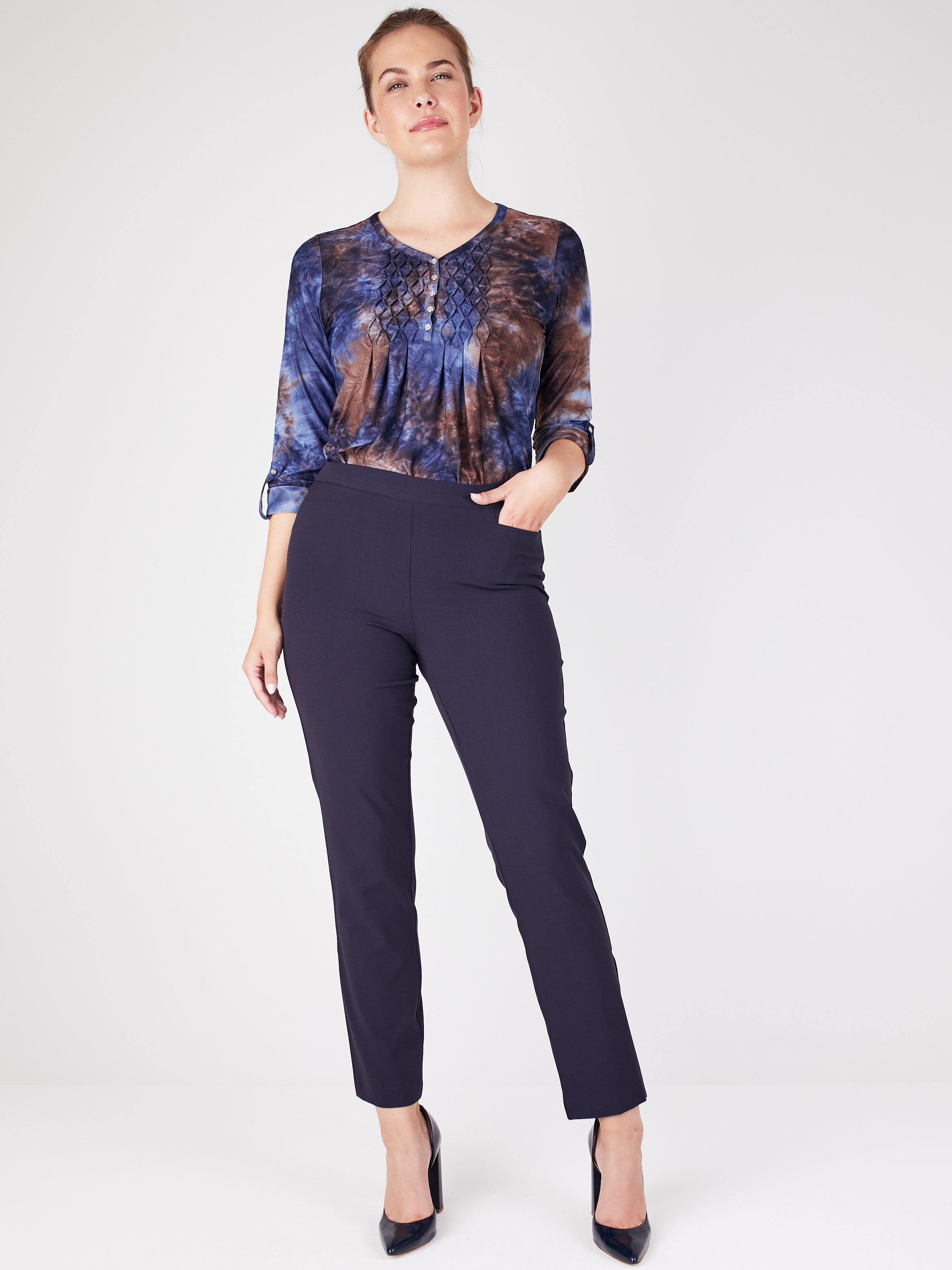 Roz & Ali™ Secret Agent Tummy Control Taper Pants - Petite