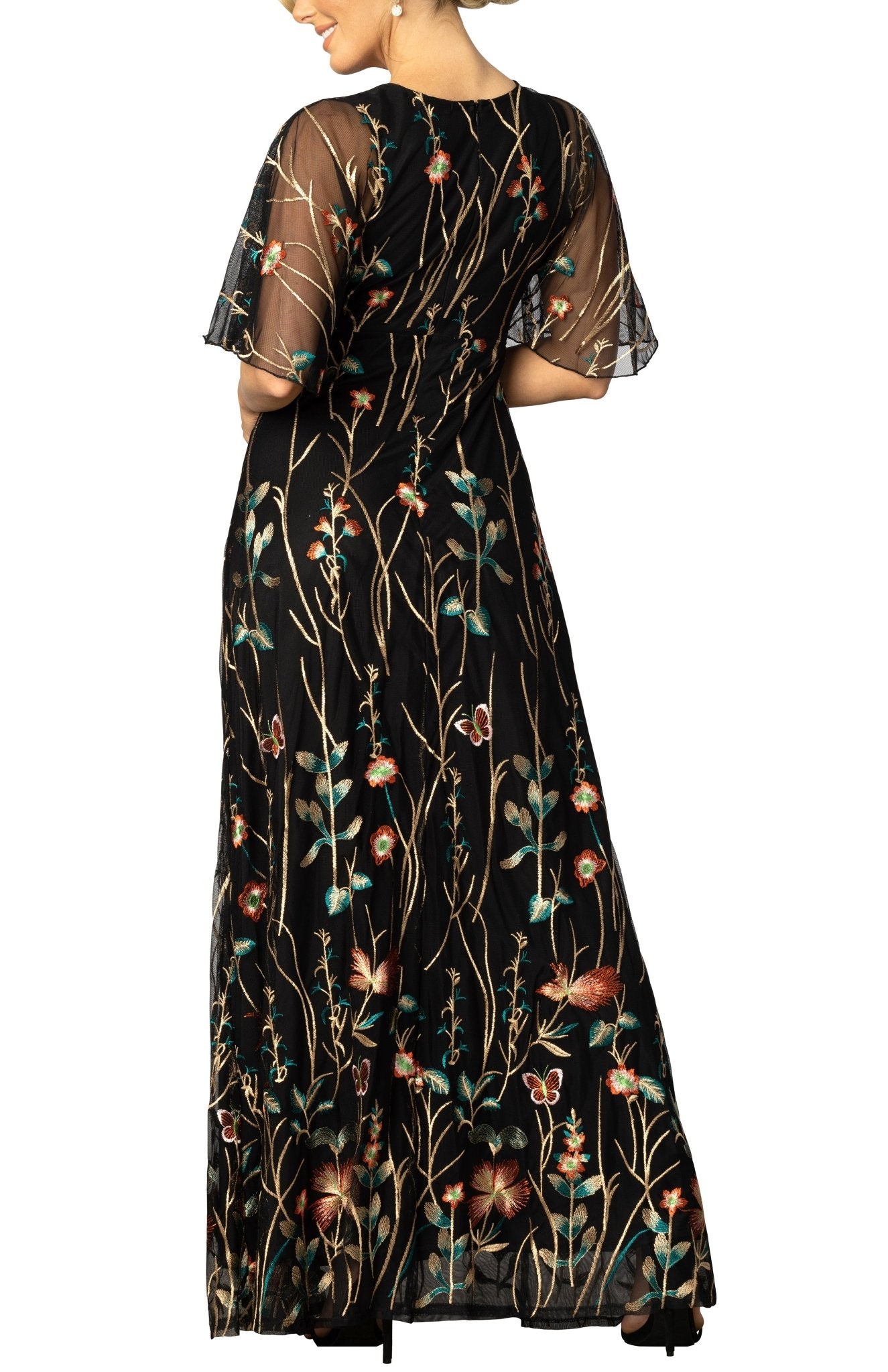 Kiyonna Women's Embroidered Elegance Evening Gown with Sleeves - Onyx Kiyonna Women's Embroidered Elegance Evening Gown with Sleeves - Onyx