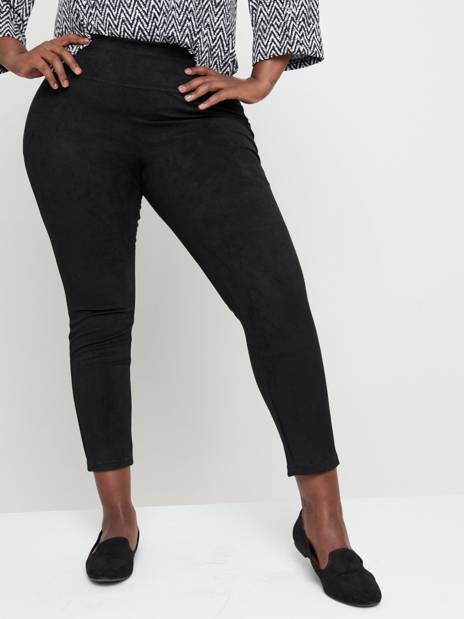 Women with Control Petite Tummy Control Faux Suede Legging