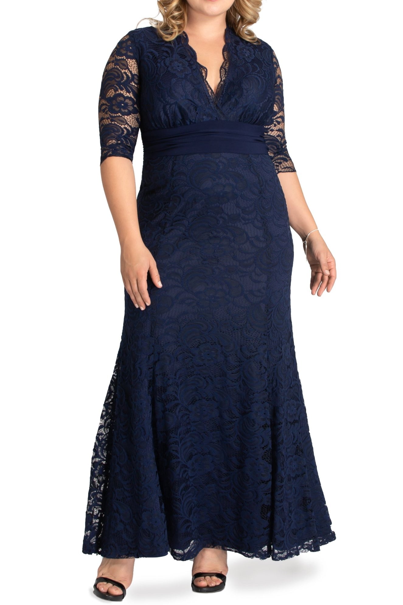 Screen Siren Lace Evening Gown - Plus - DressbarnDresses