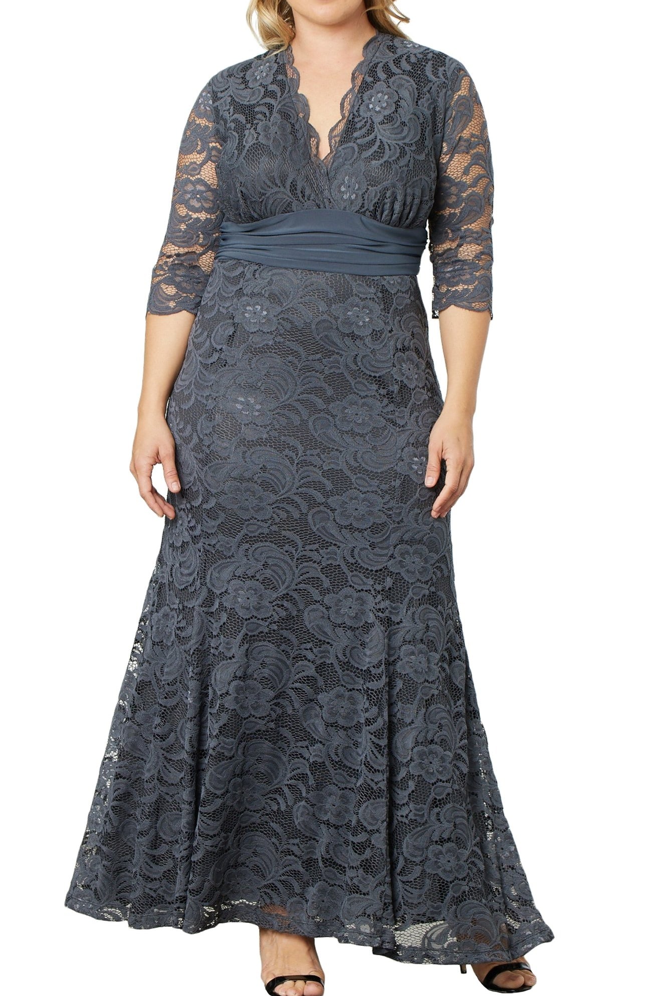 Screen Siren Lace Evening Gown - Plus - DressbarnDresses