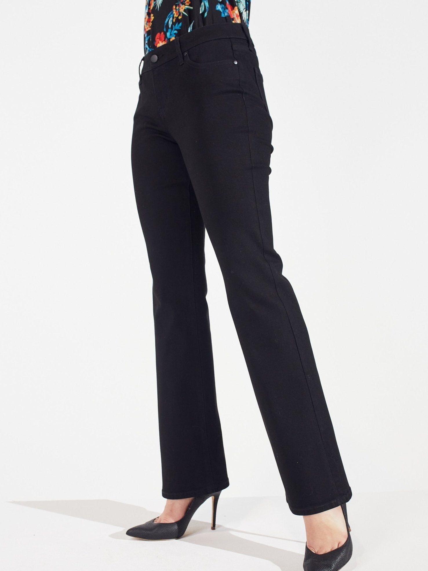 Signature Bootcut 5 Pocket Denim Jean - DressbarnClothing