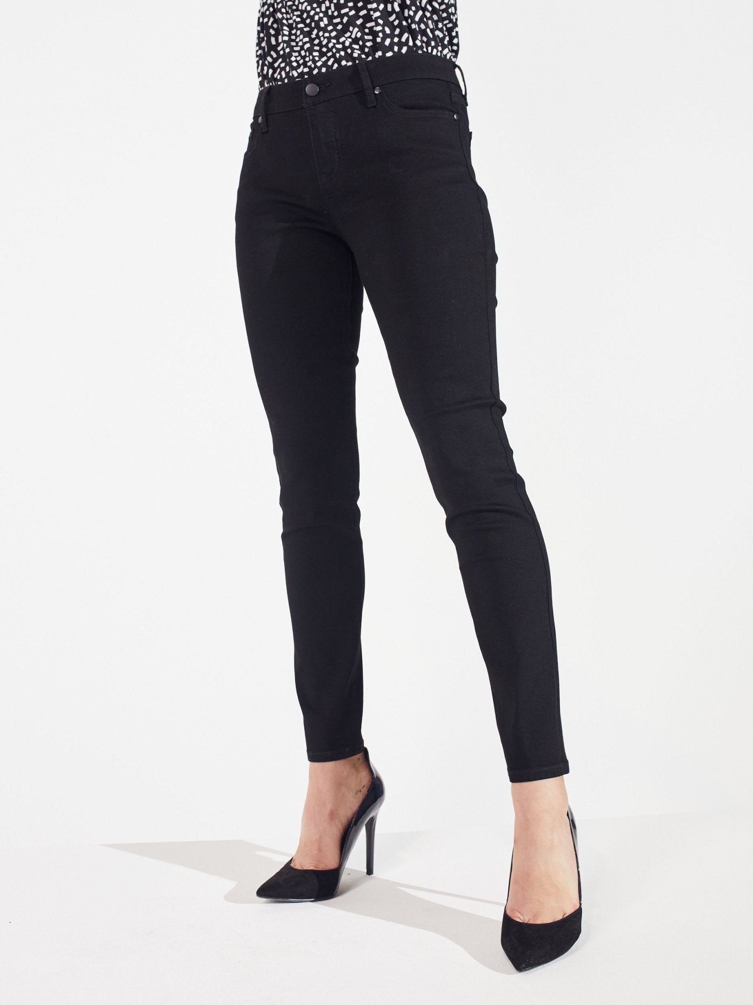 Signature Skinny 5 Pocket Denim Jean - DressbarnDenim