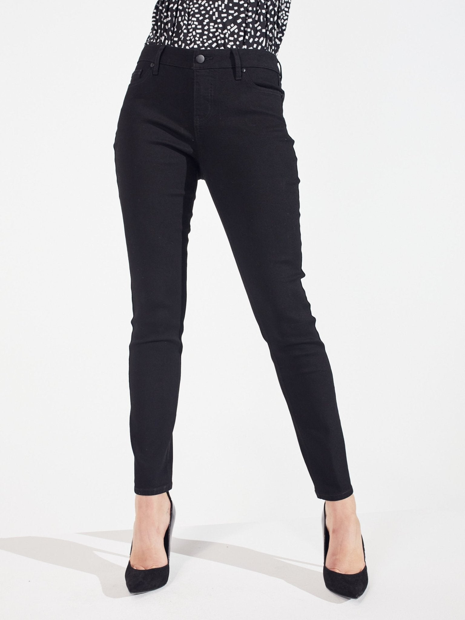 Signature Skinny 5 Pocket Denim Jean - DressbarnDenim