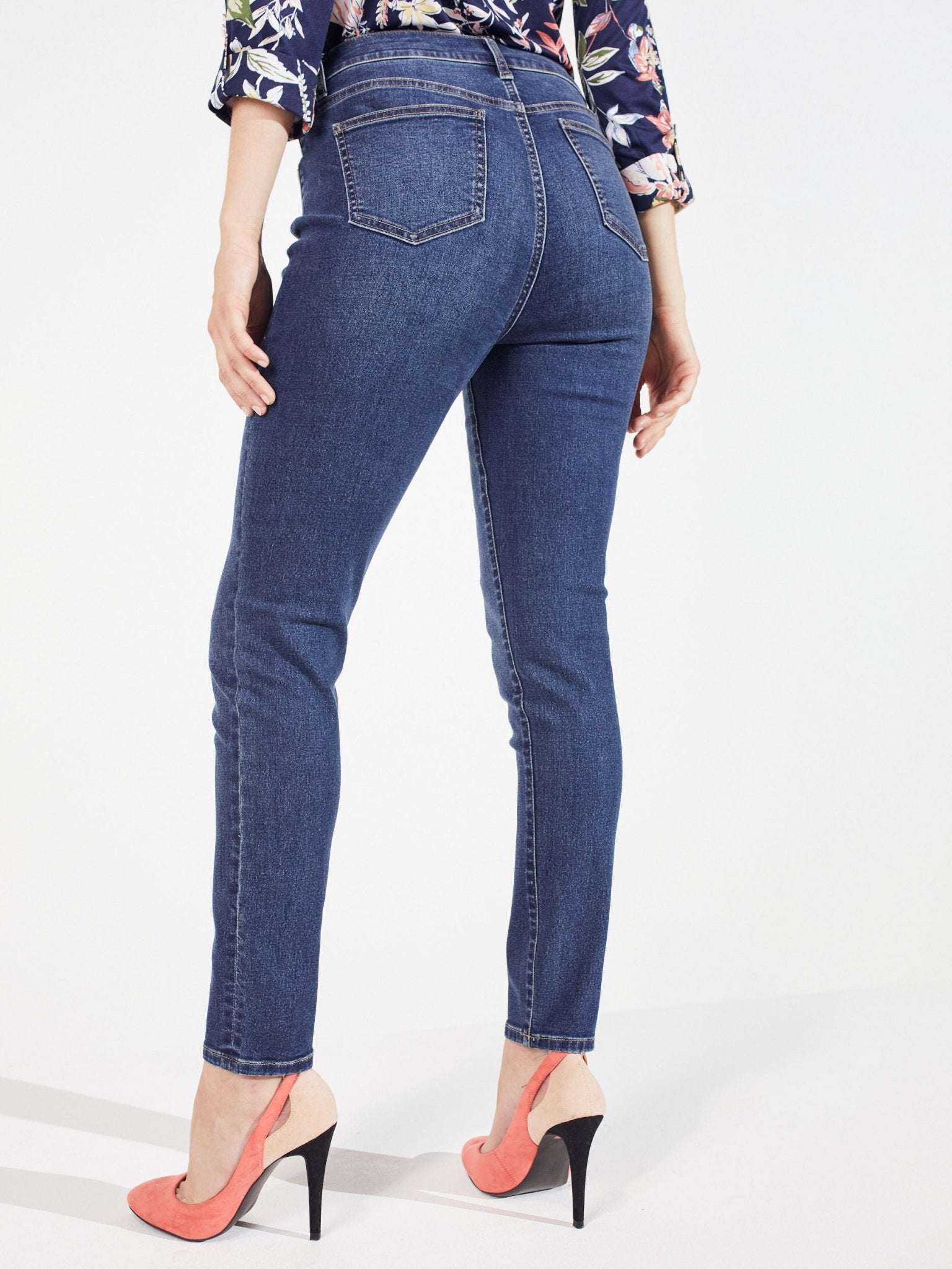 Signature Skinny 5 Pocket Denim Jean-Petite - DressbarnClothing