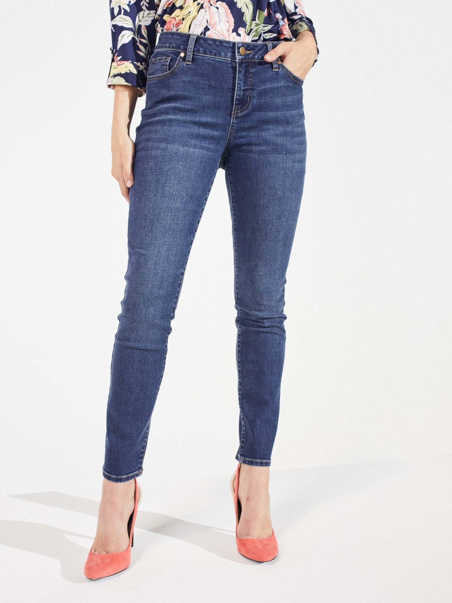 Signature Skinny 5 Pocket Denim Jean-Petite - DressbarnClothing