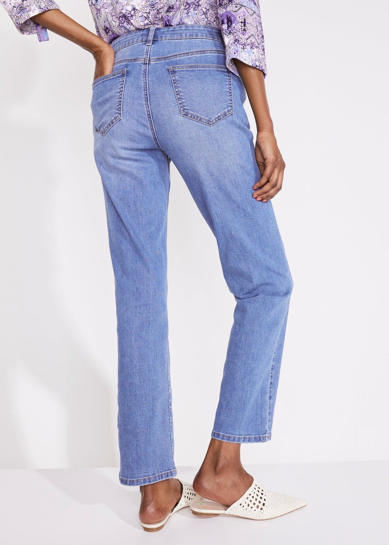 Westport Signature Side Slit Capri in Rinse - Plus