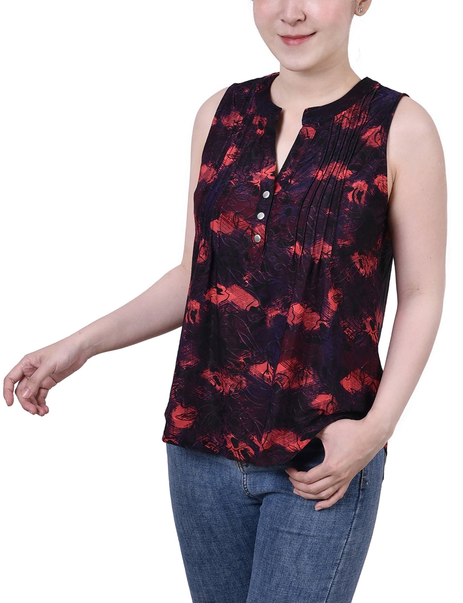 Wine Milaflor Sleeveless Jacquard Y Neck Top - Petite - DressbarnBlouses